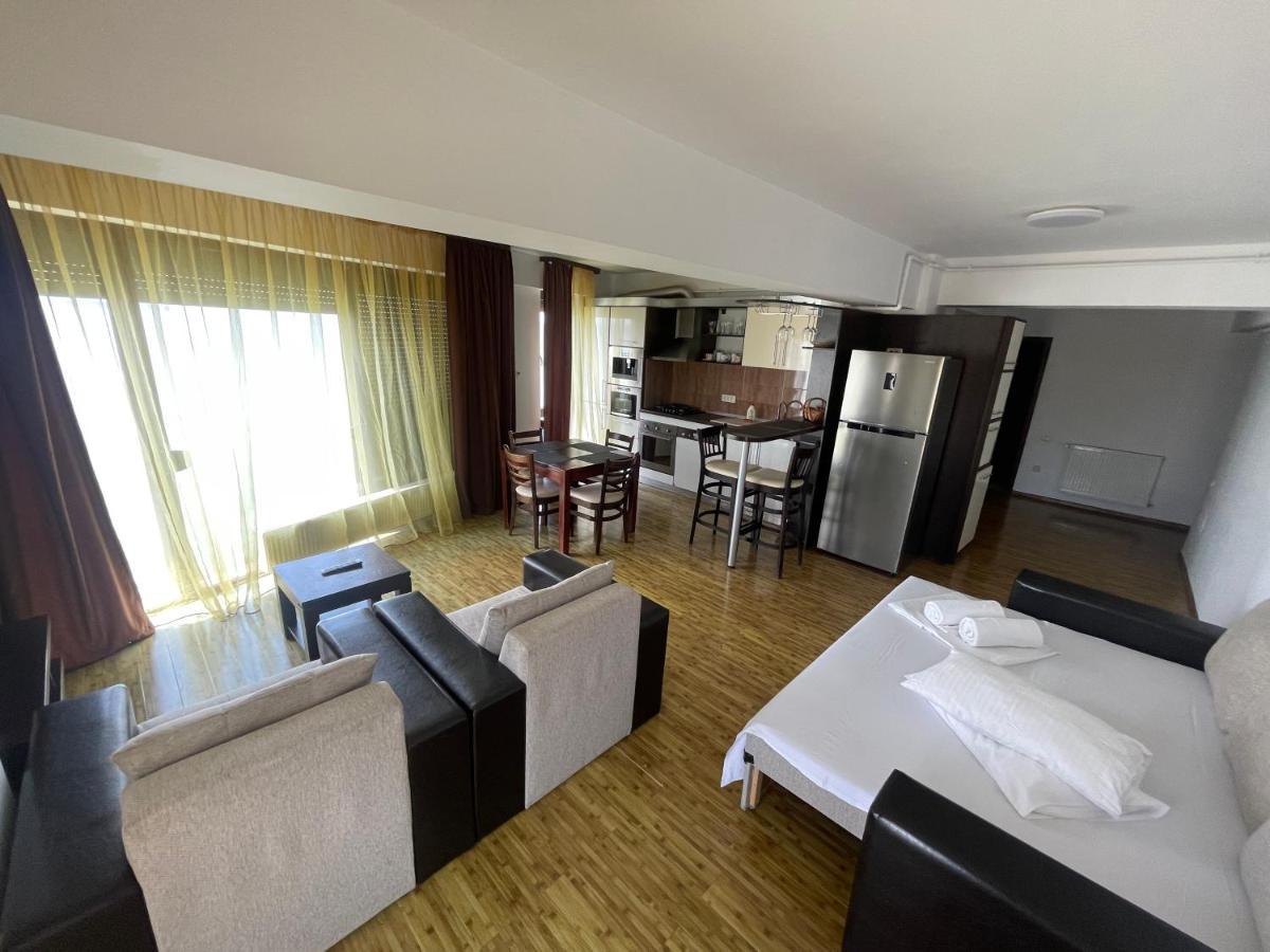 Tania Lake Apartments Mamaia Kültér fotó