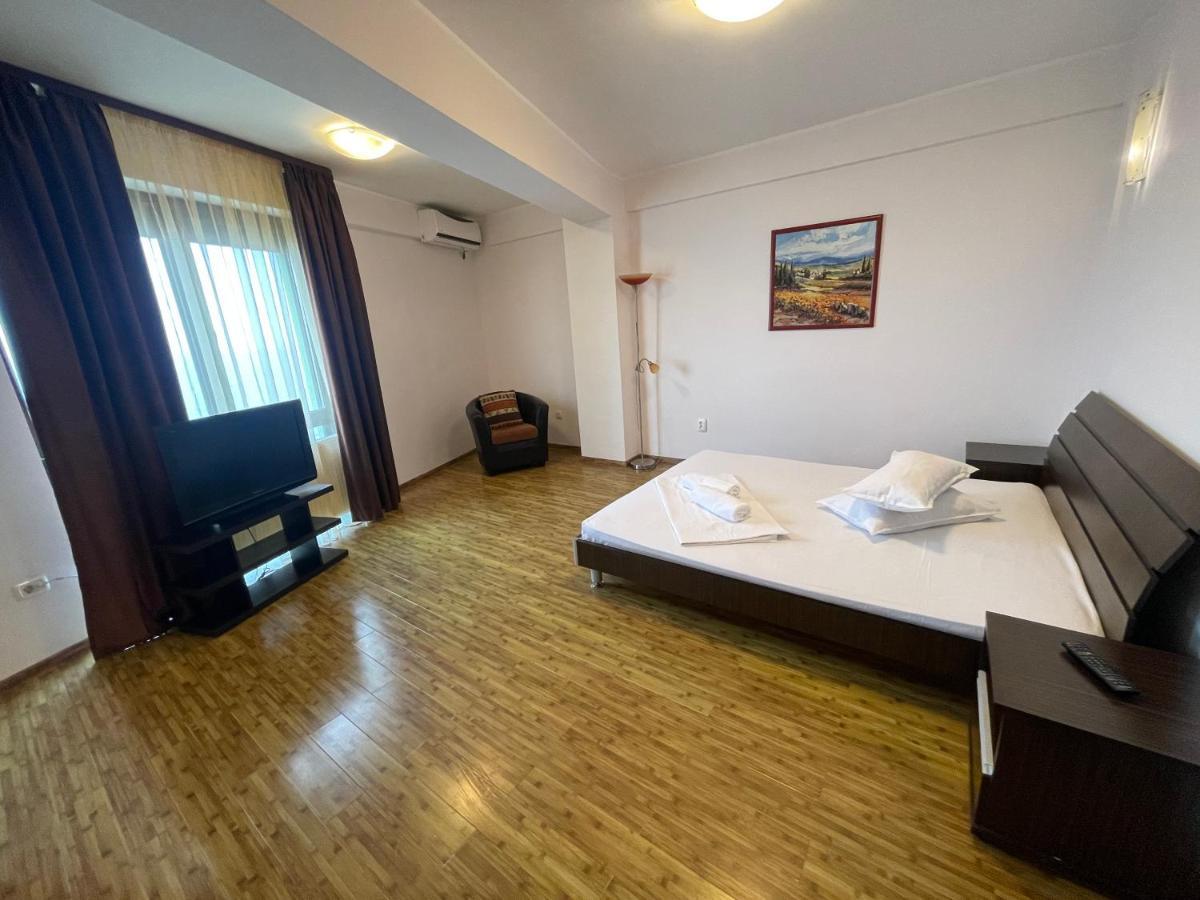 Tania Lake Apartments Mamaia Kültér fotó